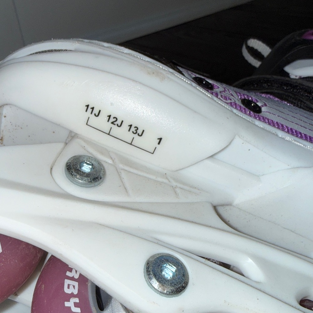Roller Derby Stryde Purple and White Rollerblades adjustable size 11-1 w pads - Picture 10 of 12